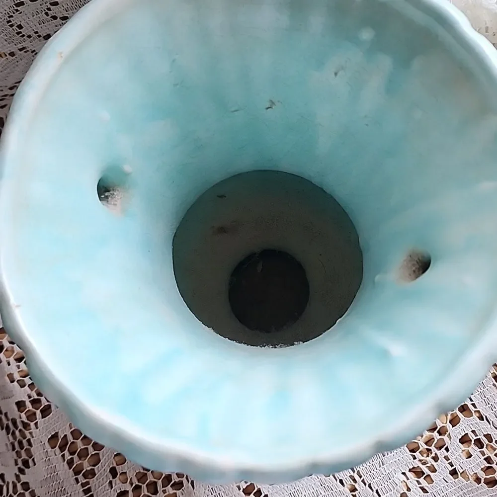 Vintage Ceramic Robin Egg Blue Urn/Vase - Picture 13 of 13